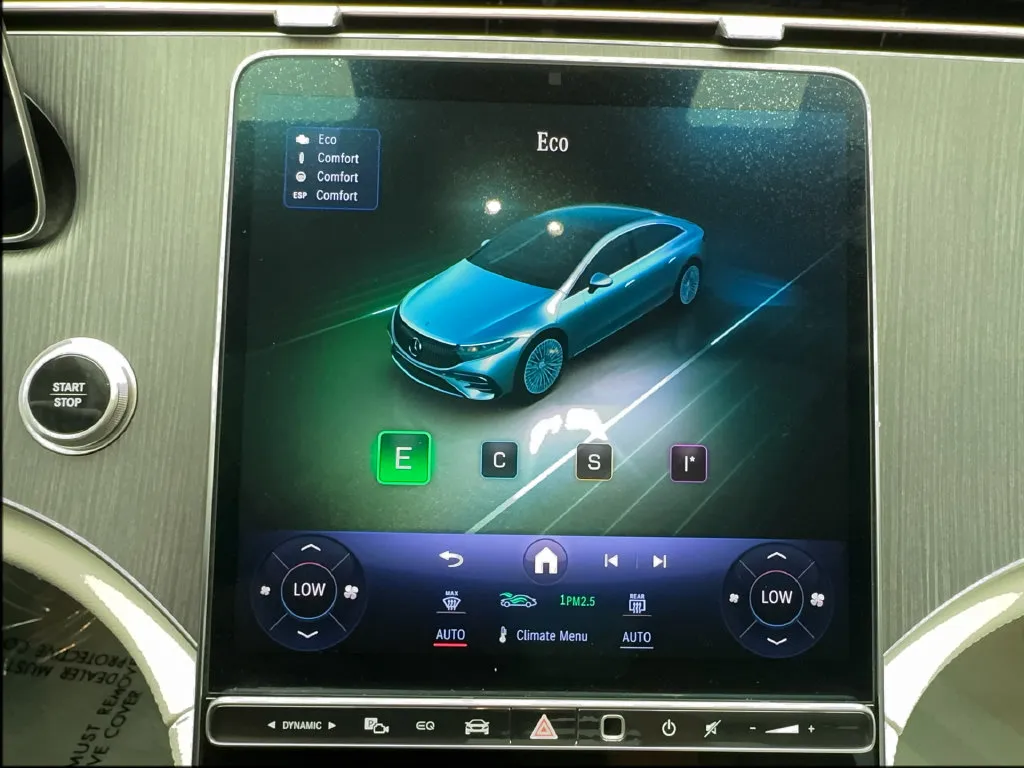 Mercedes-Benz EQS photo 52