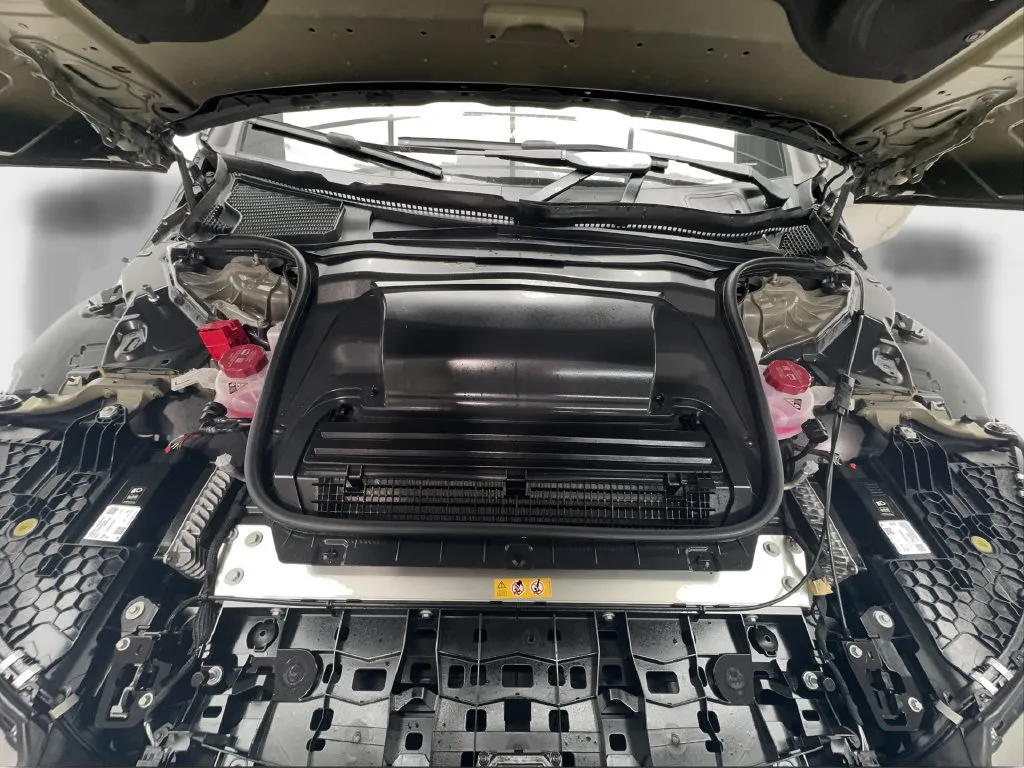 Mercedes-Benz EQS photo 19