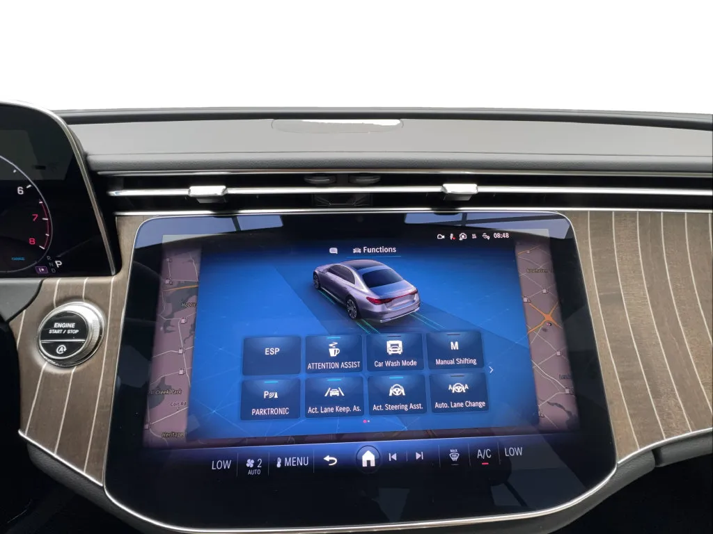 Mercedes-Benz E-Class photo 46