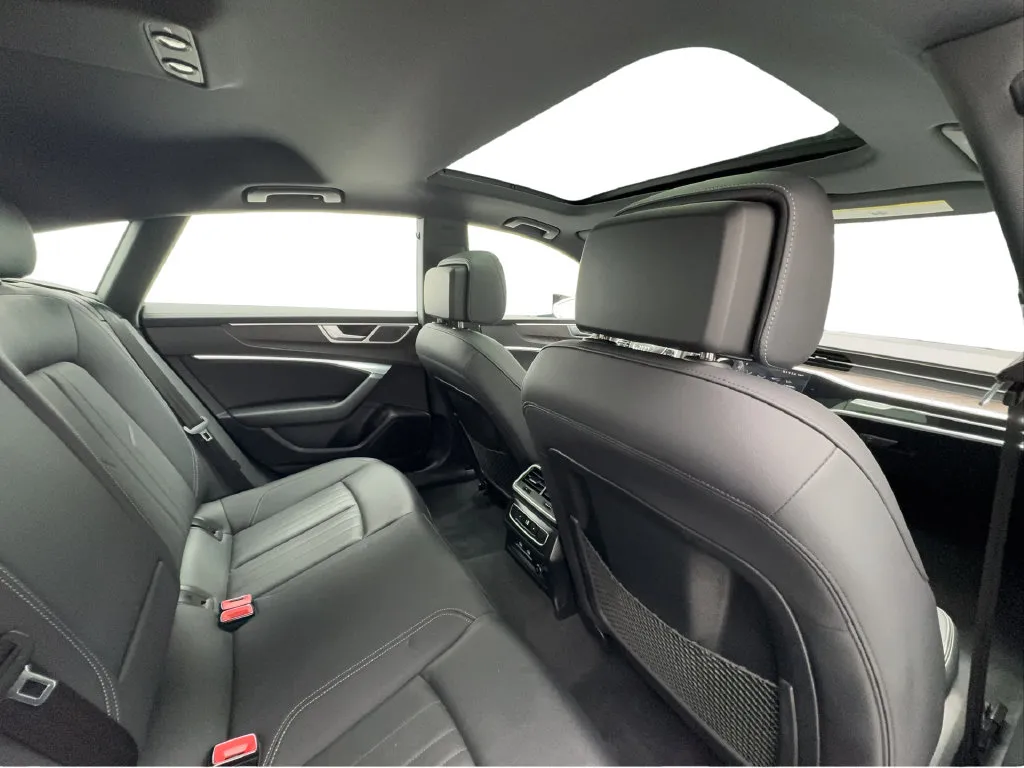 Audi A7 photo 30
