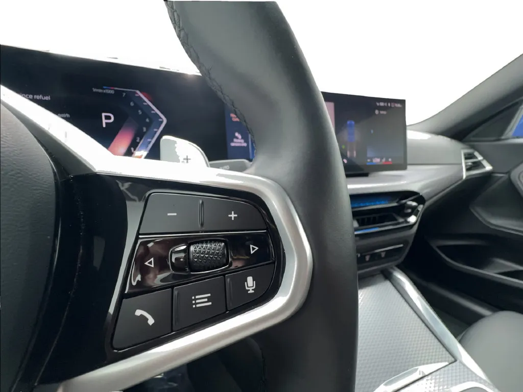 BMW 2 Series photo 41