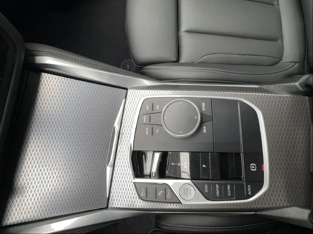 BMW 2 Series photo 32