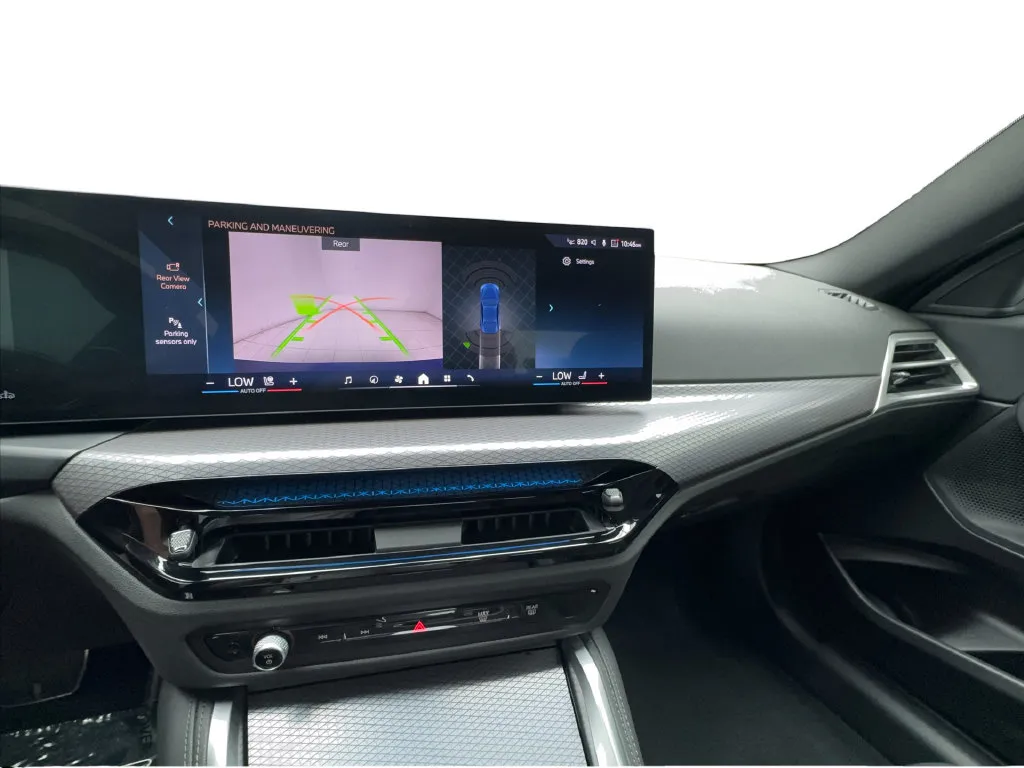 BMW 2 Series photo 33
