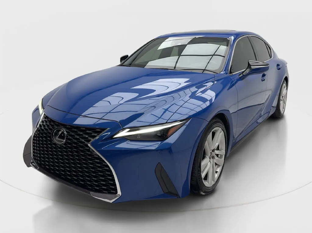 Lexus IS photo 5