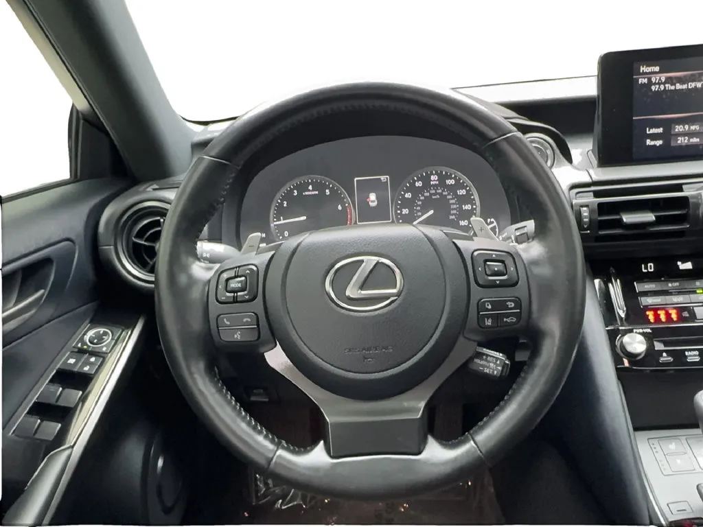 Lexus IS photo 41