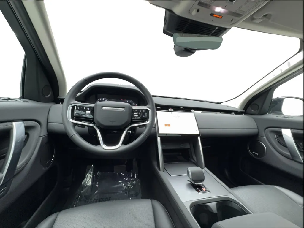 Land Rover Discovery Sport photo 39