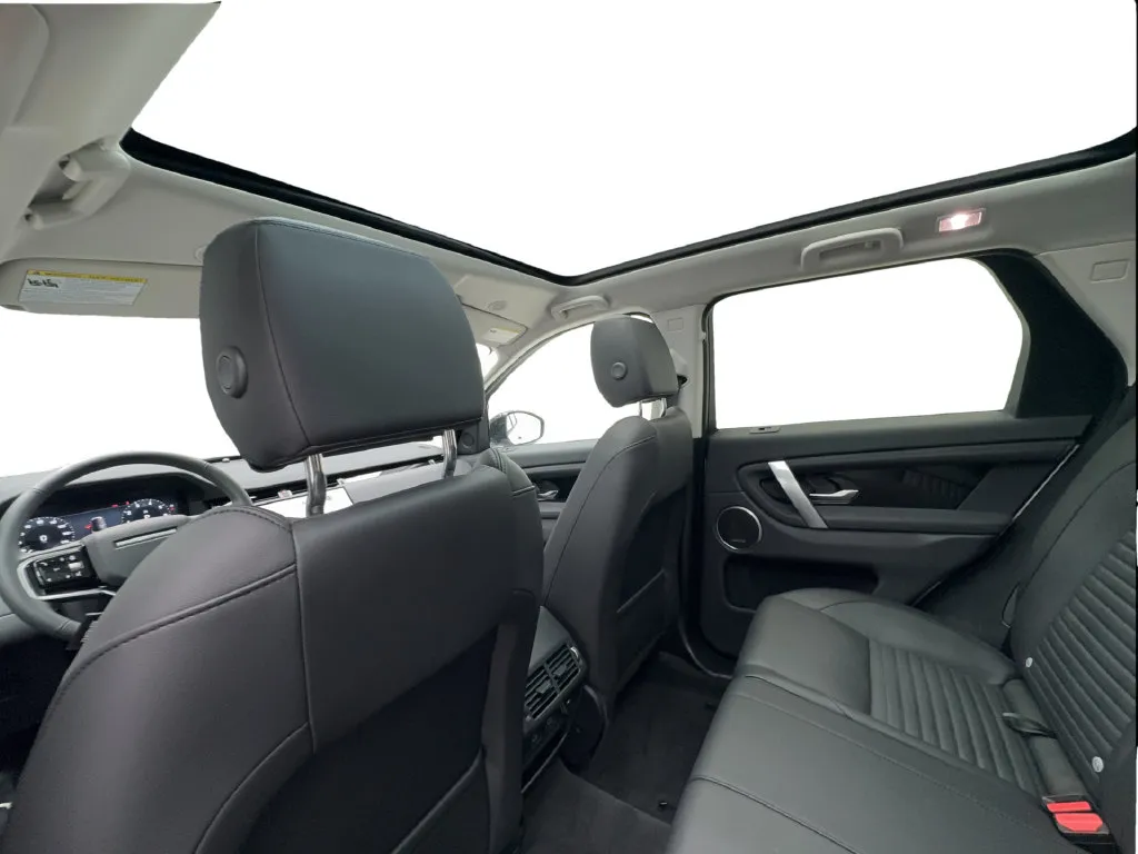 Land Rover Discovery Sport photo 27