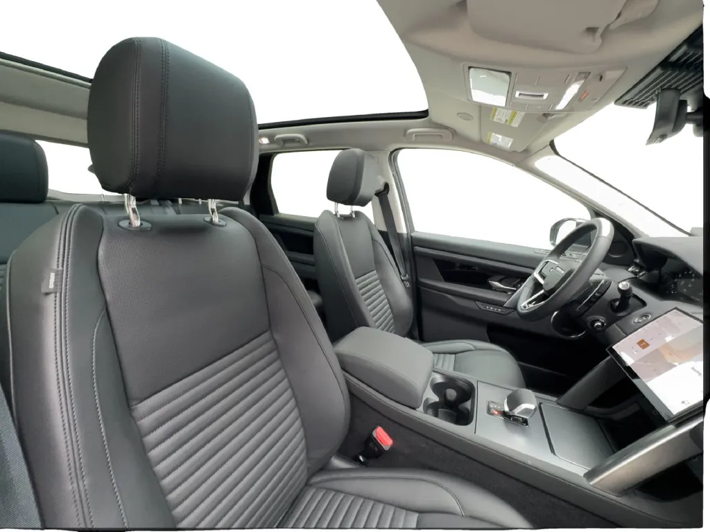 Land Rover Discovery Sport photo 34
