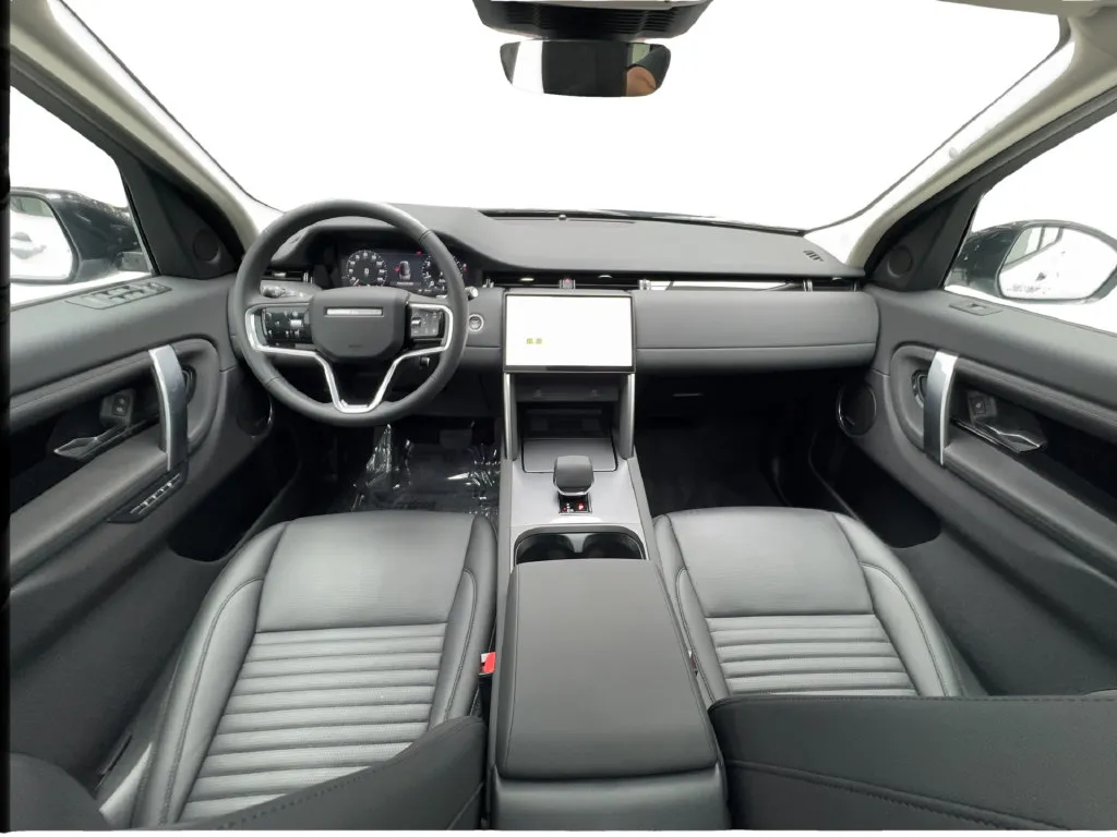 Land Rover Discovery Sport photo 42