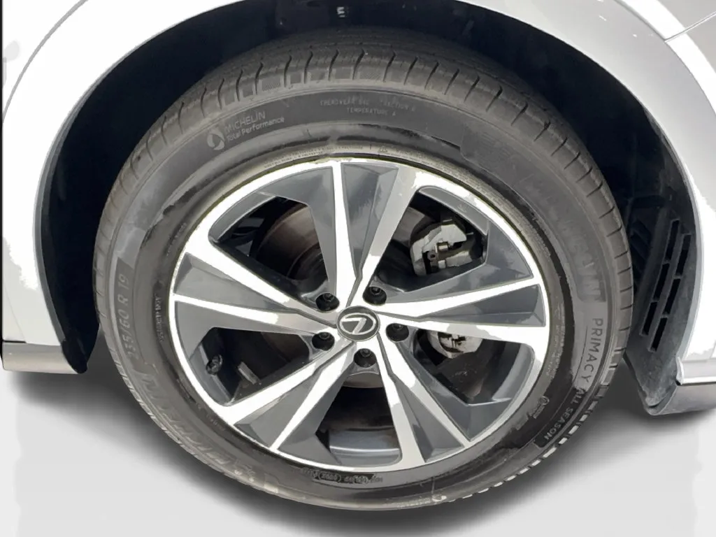 Lexus RX photo 16