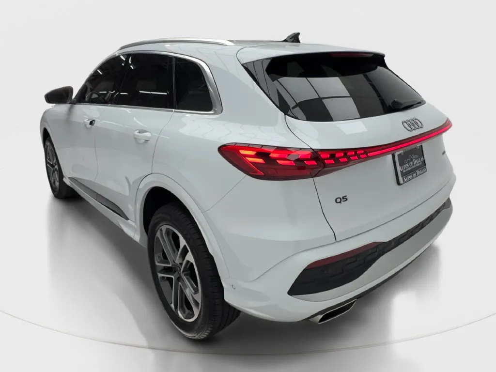 Audi Q5 photo 11