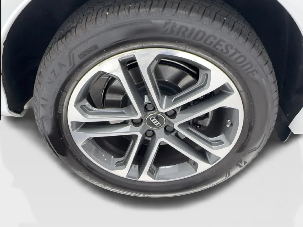 Audi Q5 photo 18