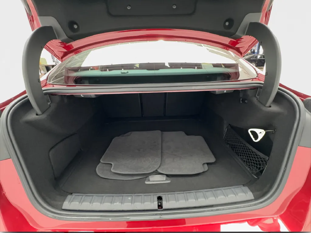 BMW 2 Series photo 19
