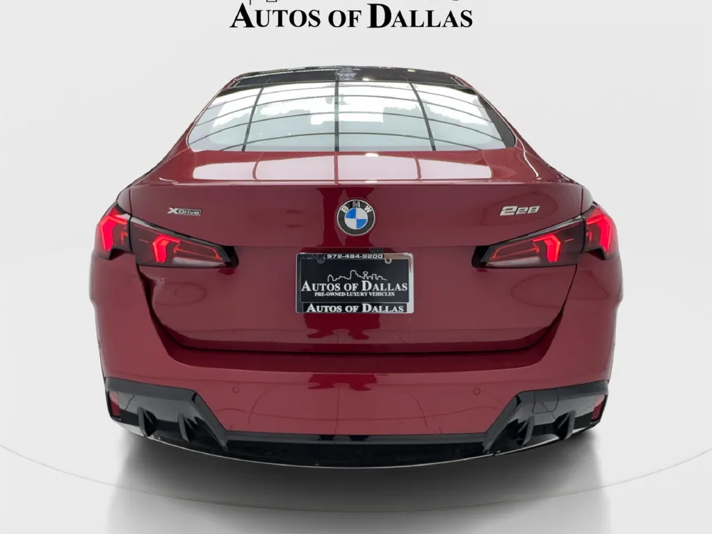 BMW 2 Series photo 10