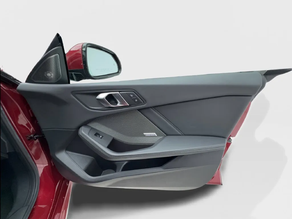 BMW 2 Series photo 37