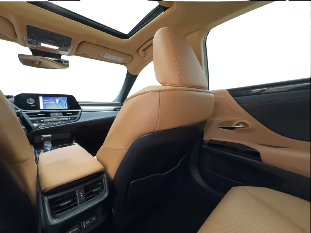 Lexus ES photo 44