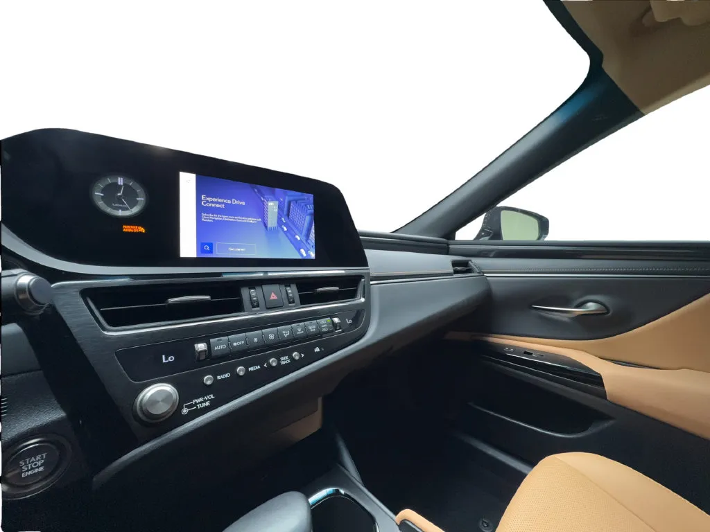 Lexus ES photo 48
