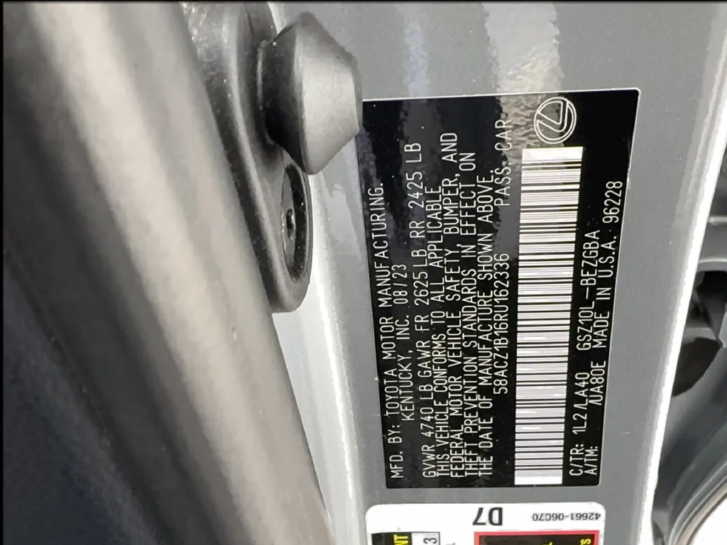 Lexus ES photo 57