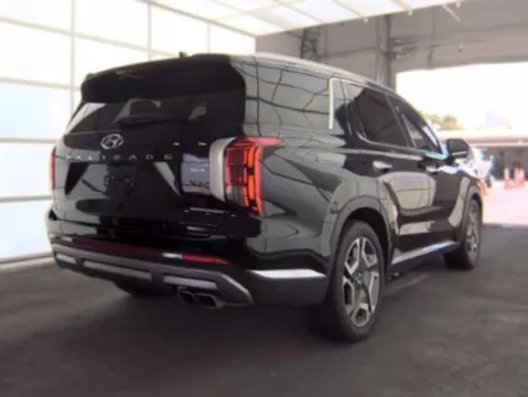 Photos of 2024 Hyundai Palisade Limited for sale in Plano, TX at Autos of Dallas - Plano