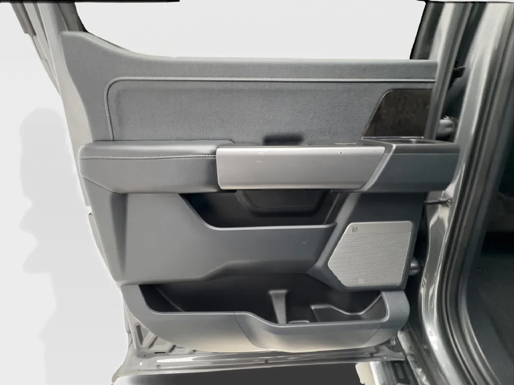 Ford F-150 photo 30