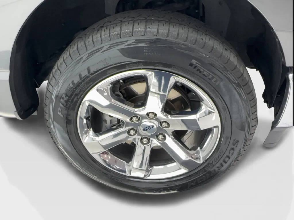 Ford F-150 photo 19