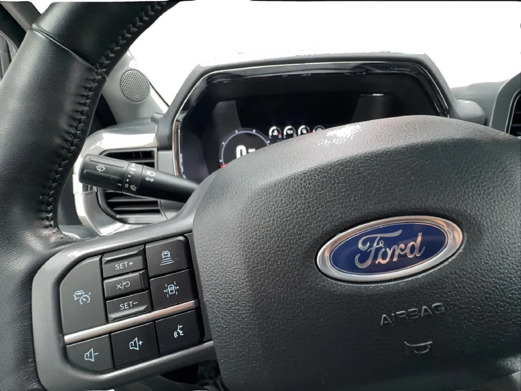 Ford F-150 photo 48