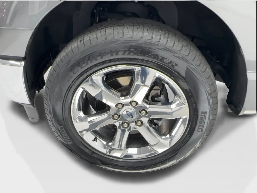 Ford F-150 photo 18