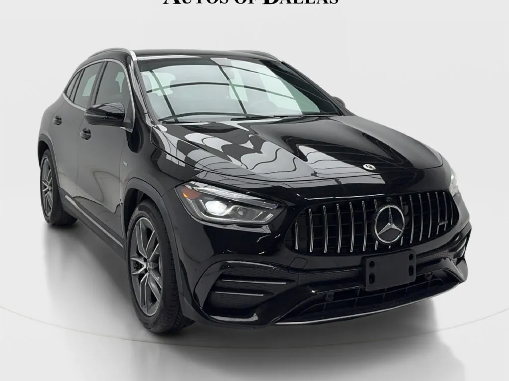 Mercedes-Benz GLA photo 3