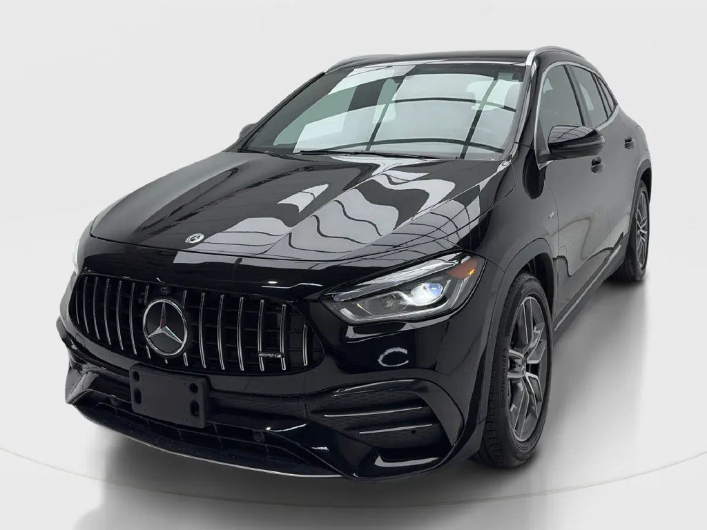 Mercedes-Benz GLA photo 5