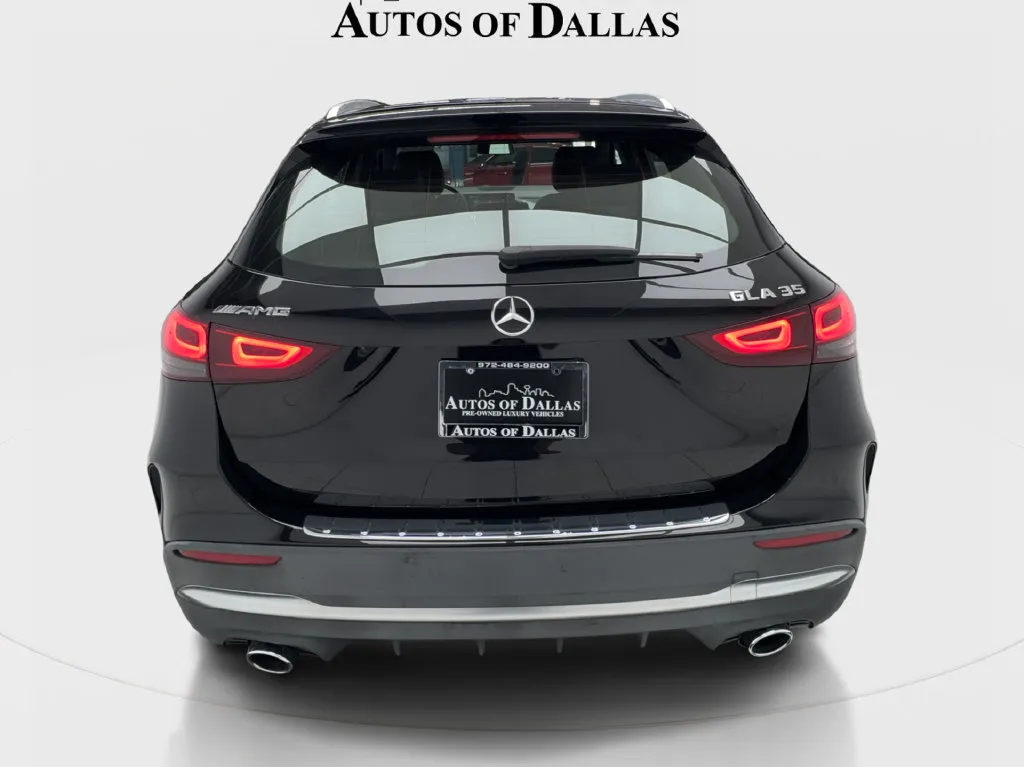 Mercedes-Benz GLA photo 10