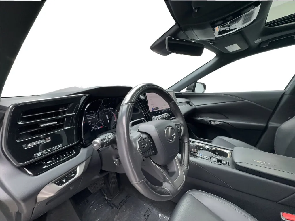 Lexus RX photo 23