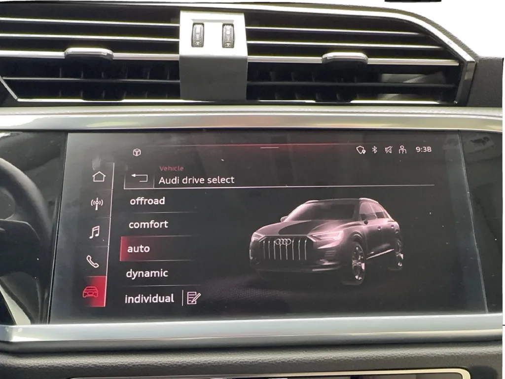 Audi Q3 photo 56