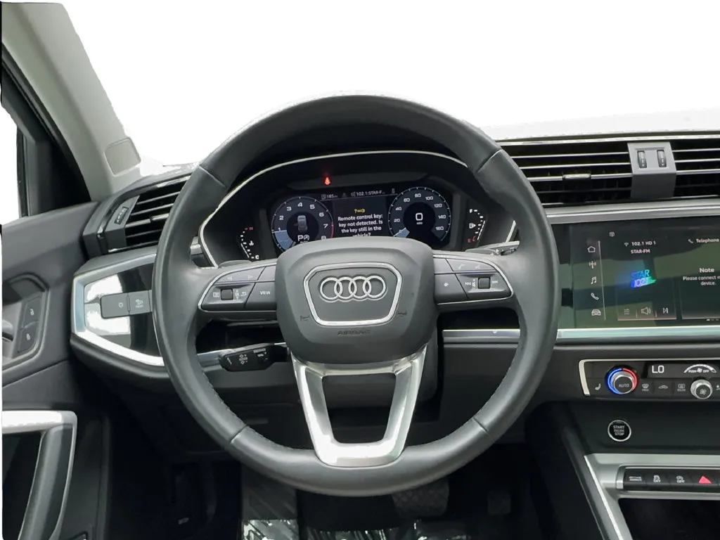 Audi Q3 photo 41