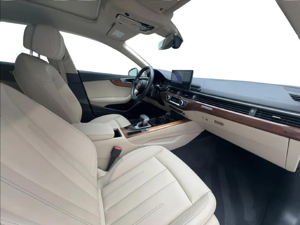 Audi A5 photo 30