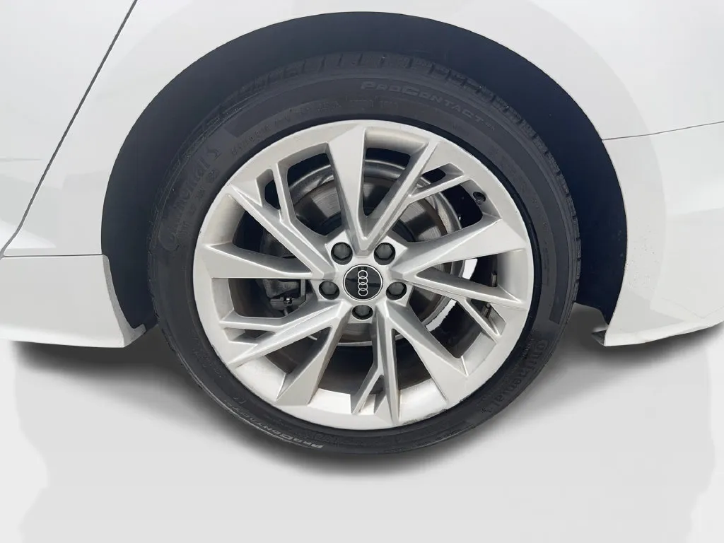 Audi A5 photo 12