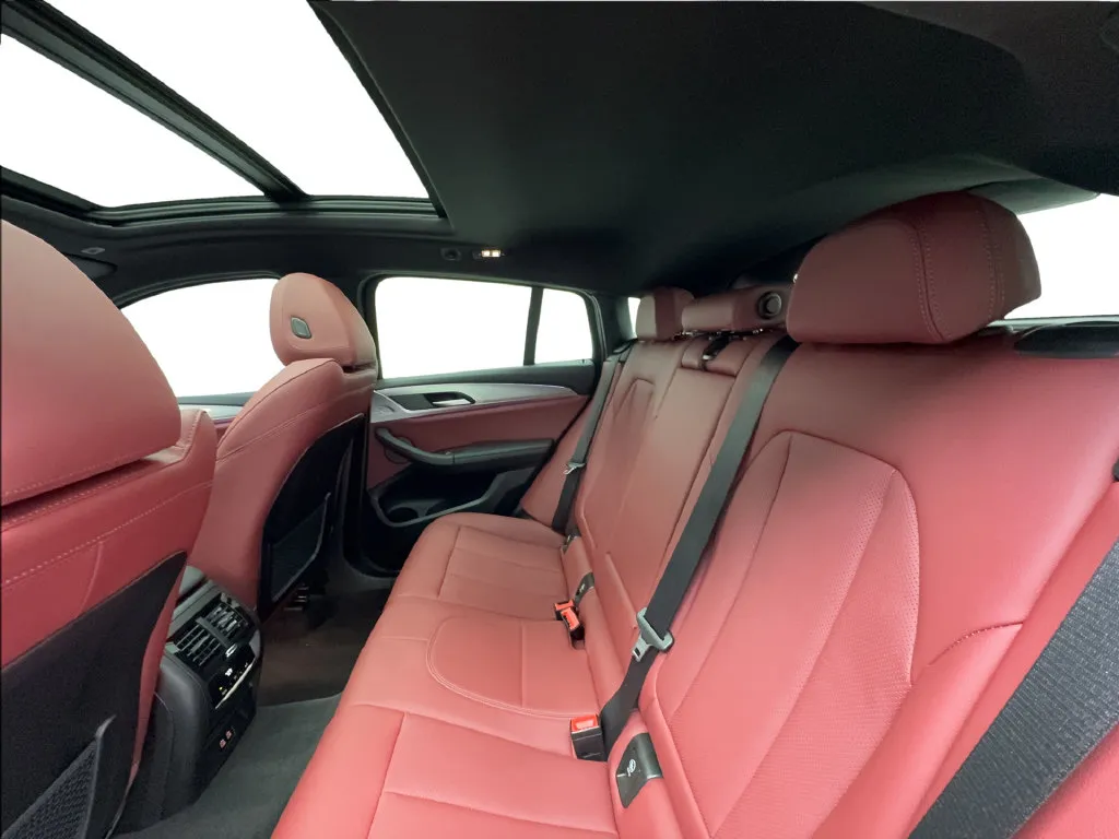 BMW X4 photo 28