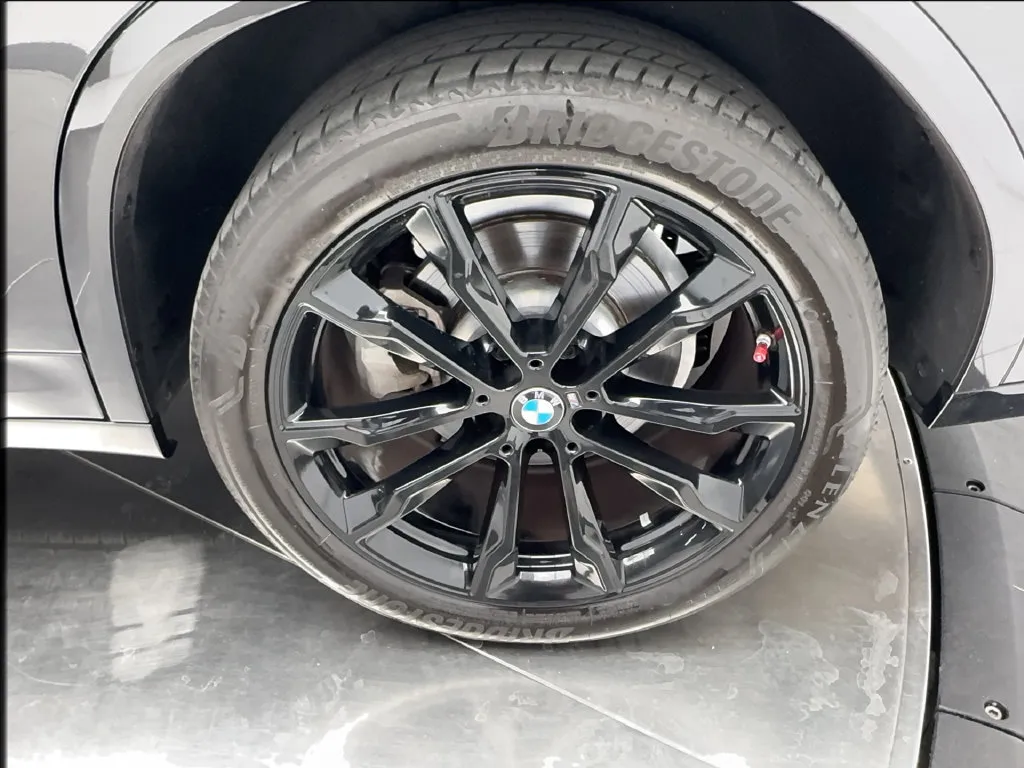 BMW X4 photo 14