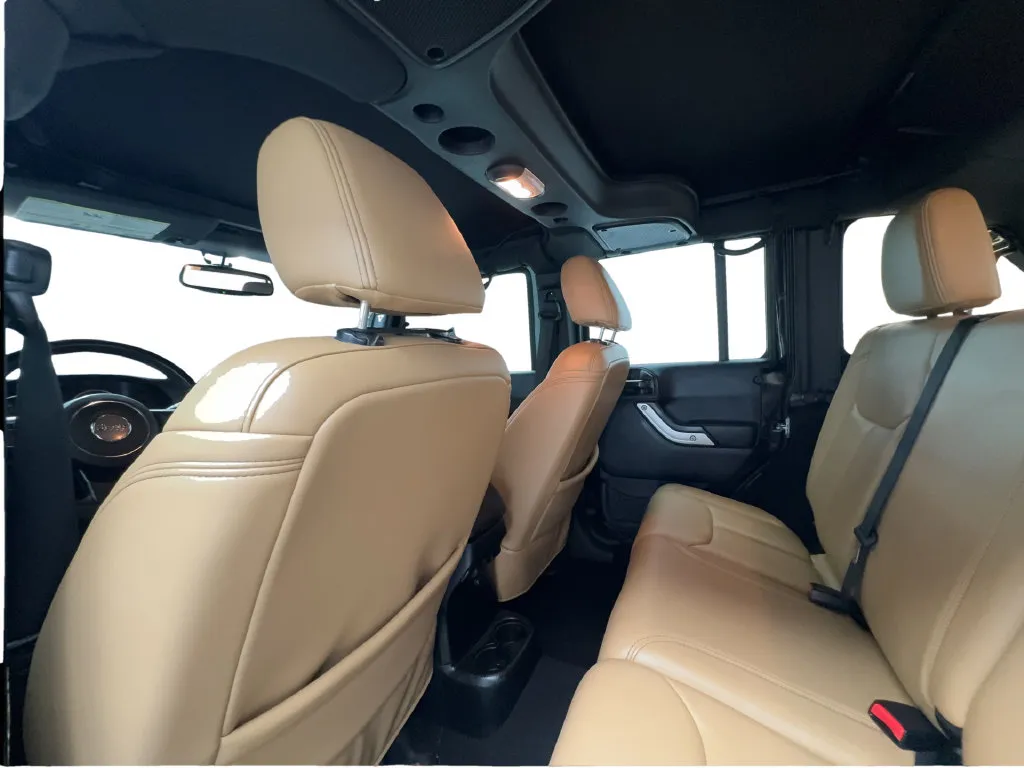 Jeep Wrangler photo 25