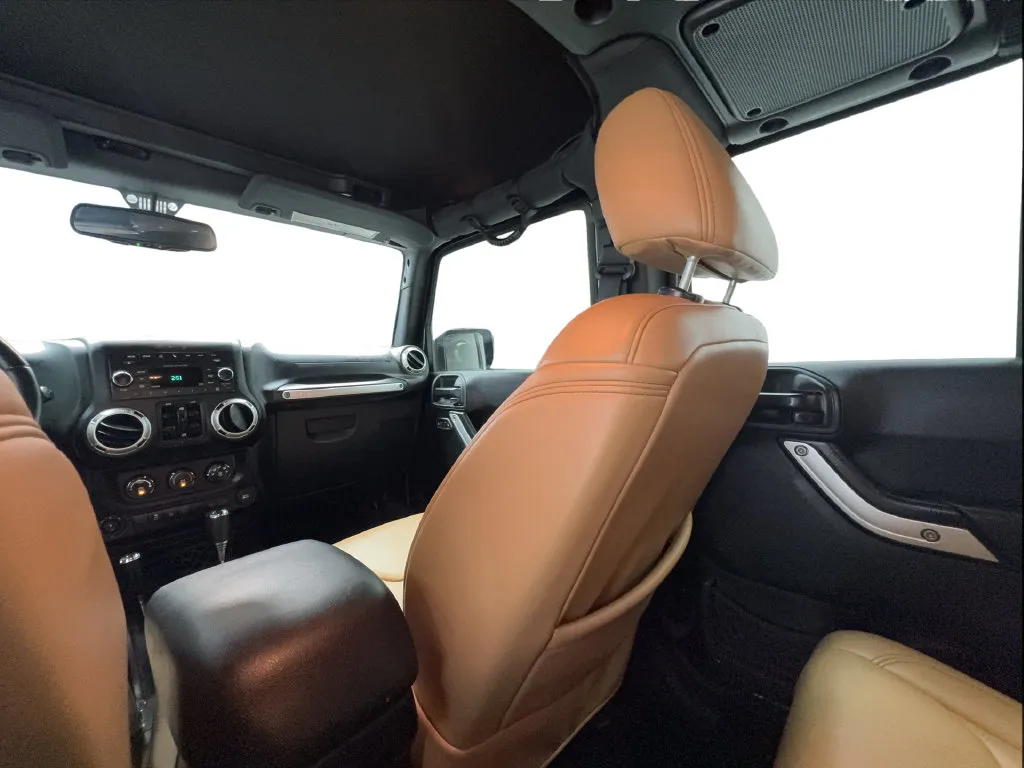 Jeep Wrangler photo 39