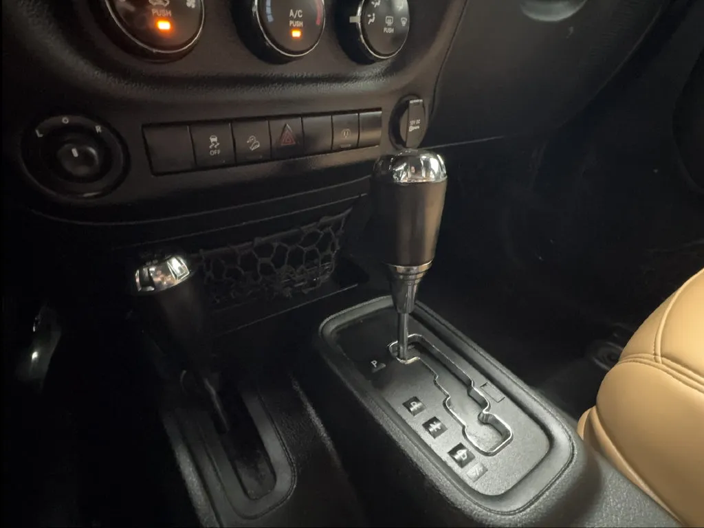 Jeep Wrangler photo 46