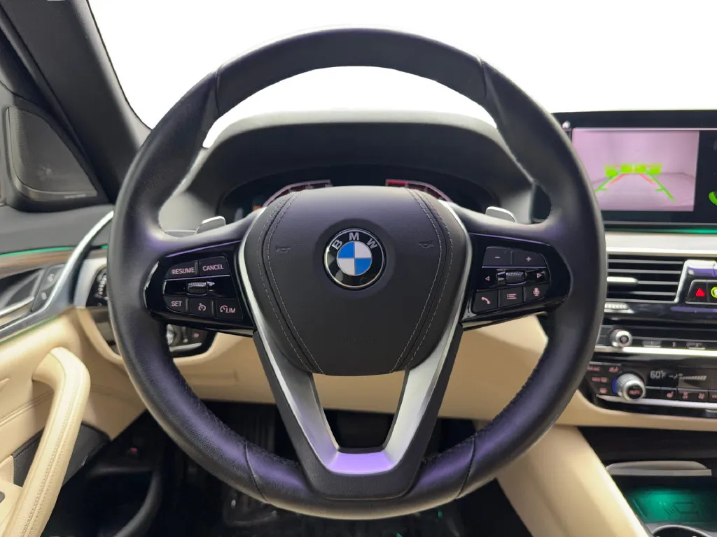 BMW 5 Series photo 35