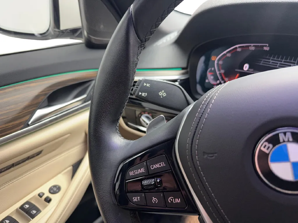 BMW 5 Series photo 41