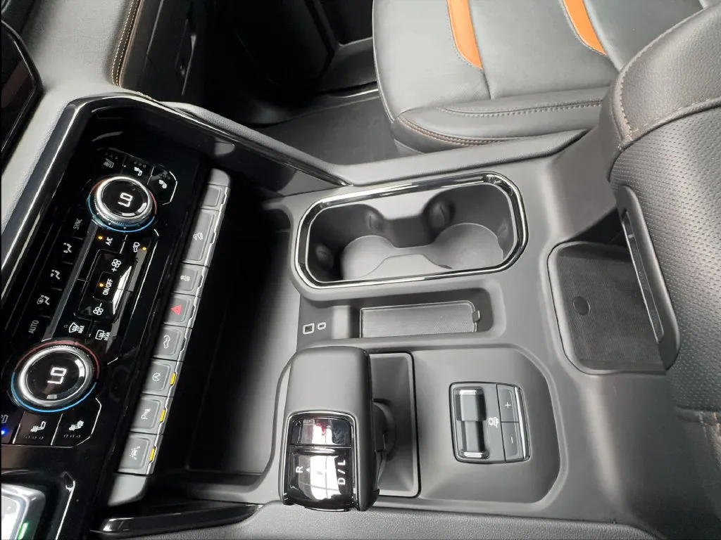 GMC Sierra photo 56