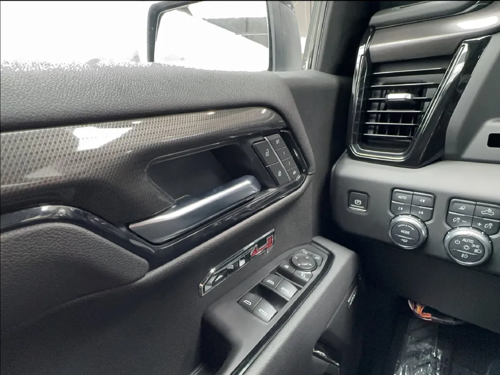GMC Sierra photo 54