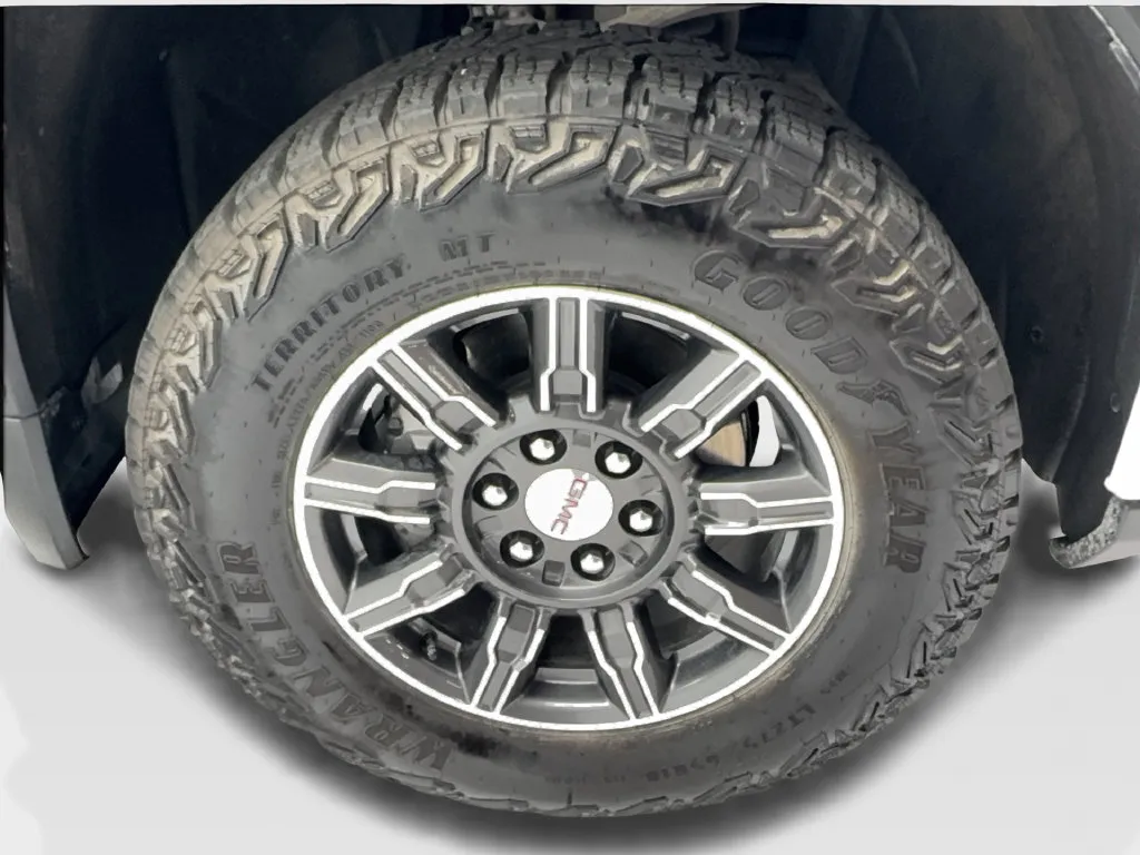 GMC Sierra photo 19