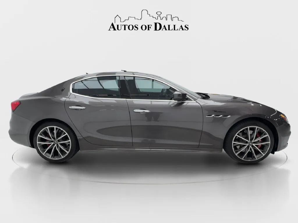 Maserati Ghibli photo 7