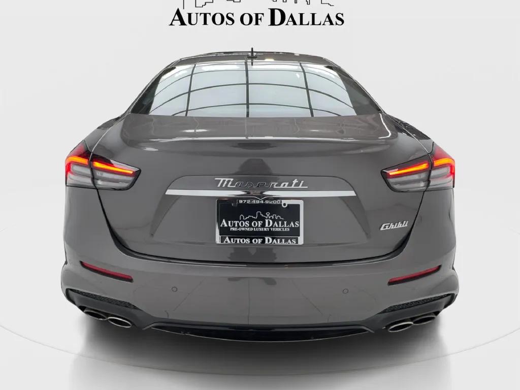 Maserati Ghibli photo 10