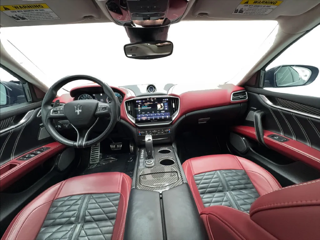 Maserati Ghibli photo 43