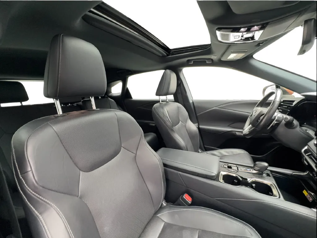 Lexus RX photo 34