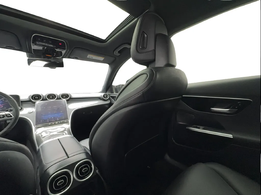 Mercedes-Benz C-Class photo 42